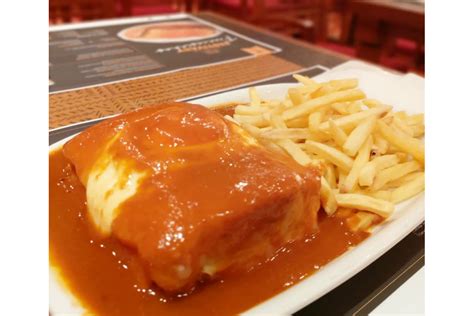 Vai Uma Francesinha Daquelas Bem Gostosas E Depois Uma Viagem Aos