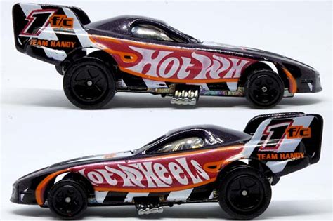 ファニーカーとは何ぞや 年リリースのFIREBIRD FUNNY CARのレビュー Hot Wheels 情報まとめ ホットウィール にわかマニア