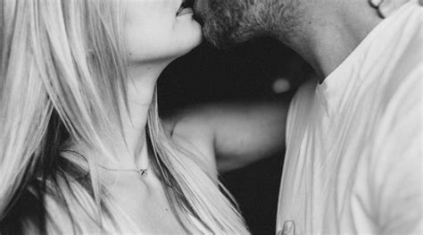 Dicas De Linguagem Corporal Para Seduzir Um Homem Sex Shop