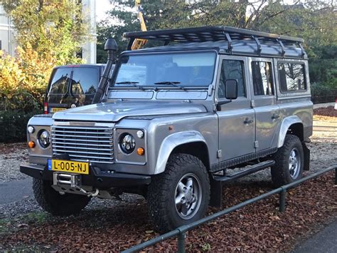 1998 Land Rover Defender 110 The Land Rover Defender Was B Flickr