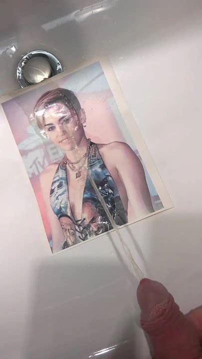 Miley Angepisst Gay Man Porn XHamster