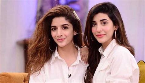 Urwa Hocane Sister Mawra Hocane Drop Stunning Glimpses With Mother See