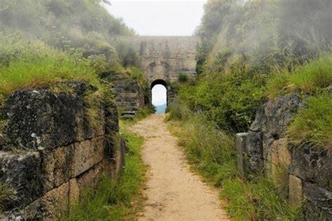 Elea, Italy: visit the ancient site at Elea Velia