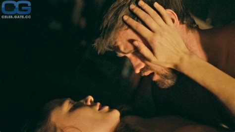 Maeve Dermody Nude Pictures Photos Playboy Naked Topless Fappening