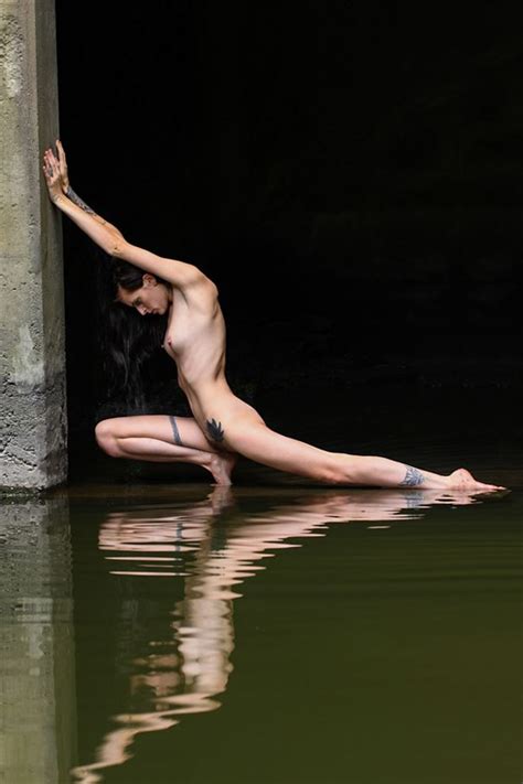 Physique And Reflection With Kimberly Jay Artistic Nude Photo By