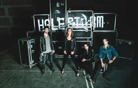 Hard Rock Halestorm Lzzy Hale Joe Hottinger Arejay Hale Josh