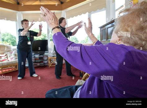 Elderly People Keeping Fit Hi Res Stock Photography And Images Alamy