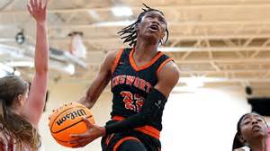 Dawn Staley, Kim Mulkey watch 2024 top prospect Jaloni Cambridge