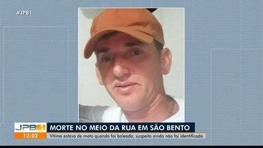 JPB1 Homem morre após ser baleado enquanto pilotava moto em São