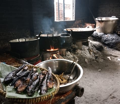 Mangut Lele Mbah Marto Kuliner Legendaris Jogja Yang Nikmatnya Luar