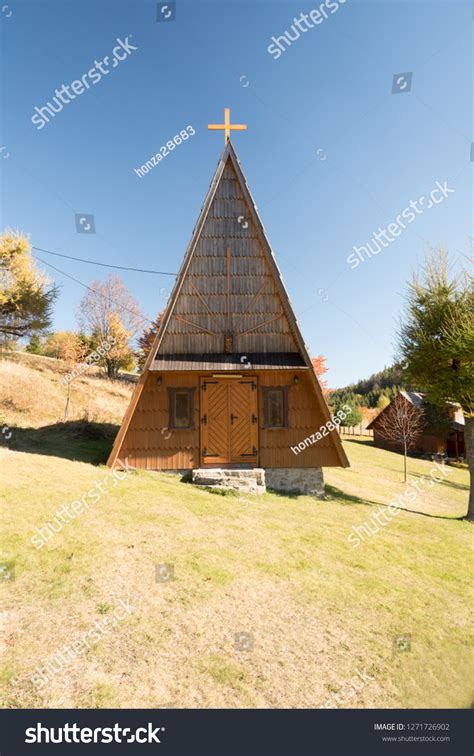 Kaplica Pw Wooden Chapel On Przegibek Stock Photo Shutterstock