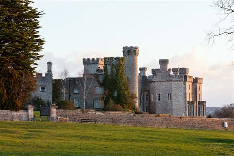 17 Castles in Wales You Can Stay in [#6 is Like a Palace!]