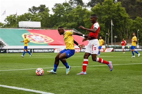 Taça Revelação Sporting de Braga vence Estoril Praia e conquista