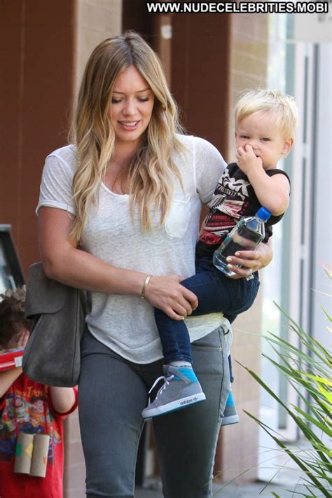 Hilary Duff No Source Babe Beautiful Posing Hot Celebrity High
