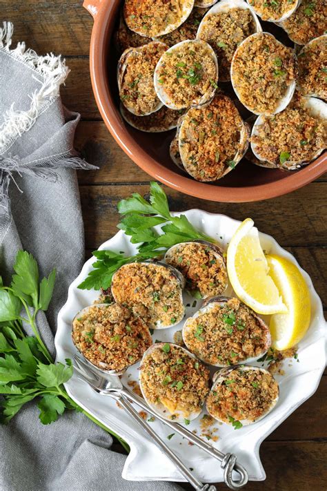 Baked Clams Recipe | Mantitlement