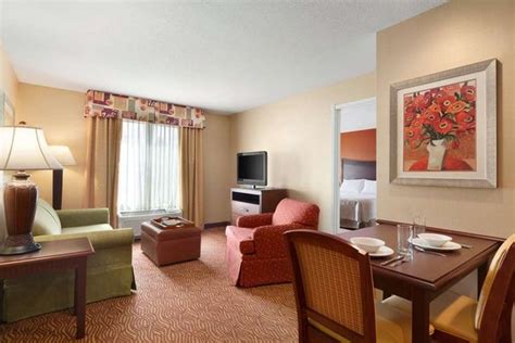 HOMEWOOD SUITES BY HILTON MEDFORD - 206 Photos & 152 Reviews - 2010 ...