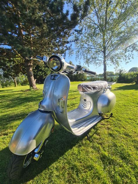 Shop Solied Reduced Offer Vespa Style Electric Scooter Ulez And