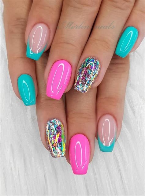 Beautiful Glittering Short Pink Nails Art Designs Idea For Summer And ...