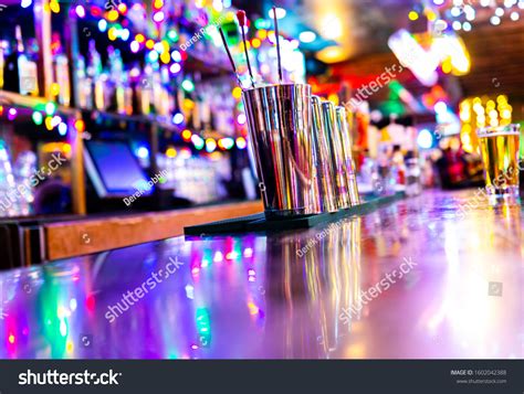 1,588 Montreal Bar Images, Stock Photos & Vectors | Shutterstock