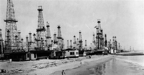 Los Angeles Oil Fields Boom: Pictures of Oil Derricks Loomed Over California Beaches From the ...