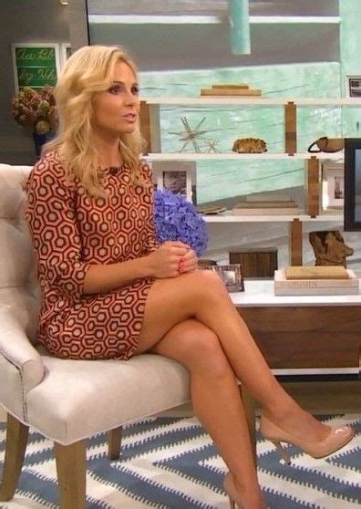 Pin By Rpwhoaf5579 On Elisabeth Hasselbeck In 2020 Elisabeth Hasselbeck Great Legs Perfect Legs