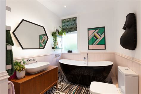 Mesmerizing Eclectic Bathroom Designs That Will Dazzle You