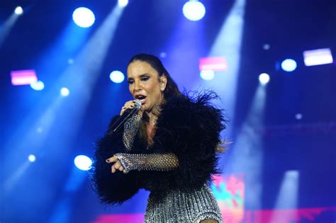 Festival De Ver O Ivete Sangalo Traz Gostinho De Carnaval E Agita Multid O