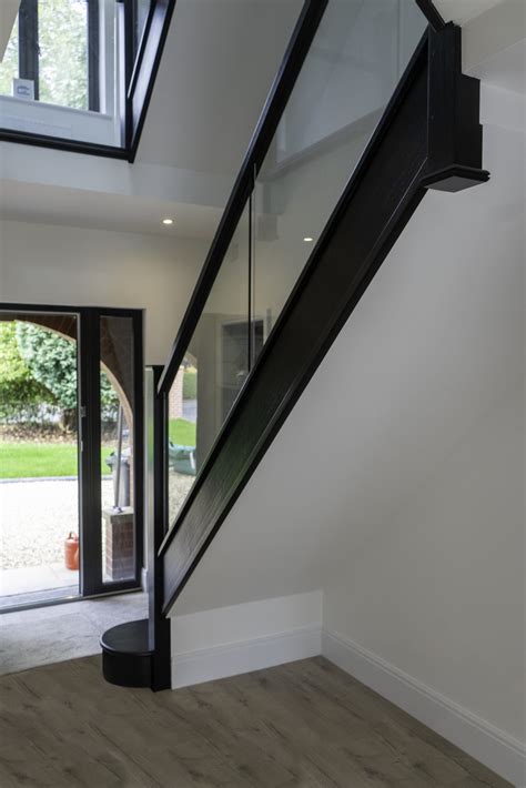 Embedded Glass Staircase In Black Edwards Hampson