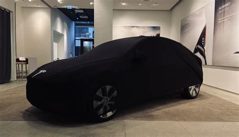 Tesla Model Y In Europa Showrooms China Nachschub Eingetroffen