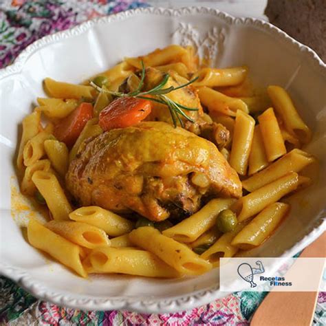 Guiso De Macarrones Con Pollo Recetas Fitness