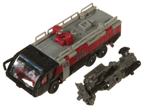 Transformers Dark Of The Moon Sentinel Prime Truck Transformers Optimus ...