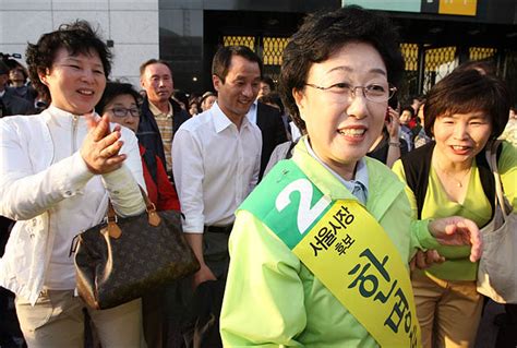 한명숙 서울시장 범야권 단일후보가 20일 오후 서울 신 오마이포토