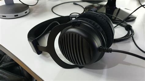 Beyerdynamic DT 990 Black Special Edition 57 OFF