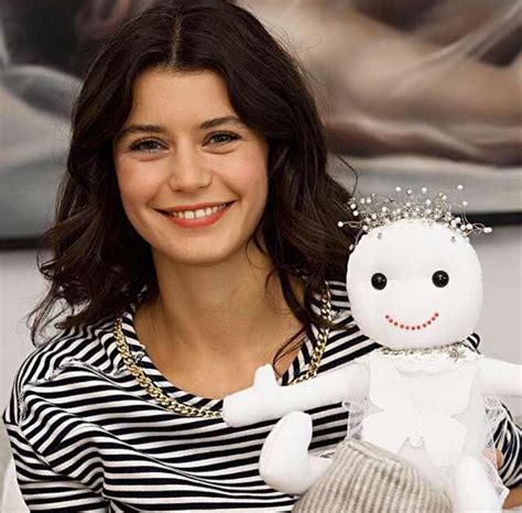 Smile Turkish Actress Beren Saat Ünlüler Kadın Kadın modası