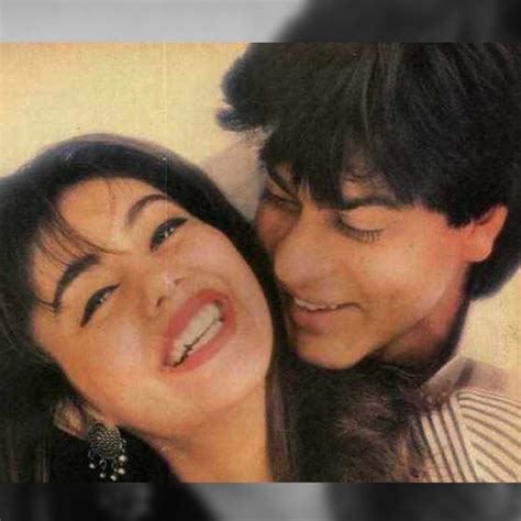 Shah Rukh Khan Gauri 25th Anniversary 8 Super Romantic Pics Of The