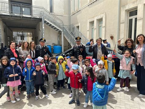 Leonforte Diffusione della cultura della legalità I carabinieri