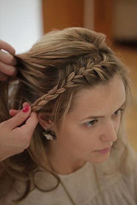 Flechtfrisuren Für Halblange Haare Schönheit Und Stil