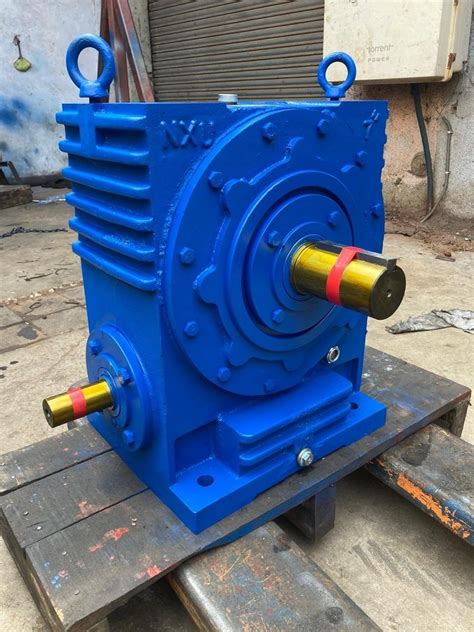 SMI 2 HP Industrial Worm Gearbox At 13800 Piece In Ahmedabad ID