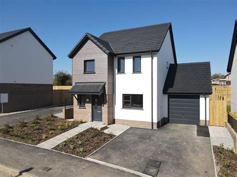 New Home 3 Bed Detached House For Sale In Bowden Green Buckland Road