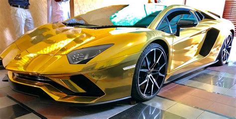 Pakistaní Presume En Redes Su Lamborghini Bañado En Oro De 18 Quilates