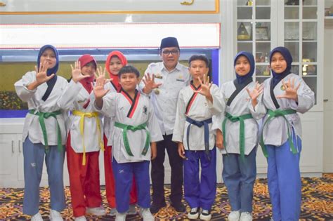 WAHDI LEPAS 7 ATLET TAEKWONDO UNTUK KEJUARAAN ZERO ONE TAEKWONDO