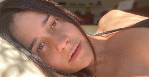 Alessandra Negrini Exibe Sua Beleza Natural Ao Posar Sem Maquiagem E