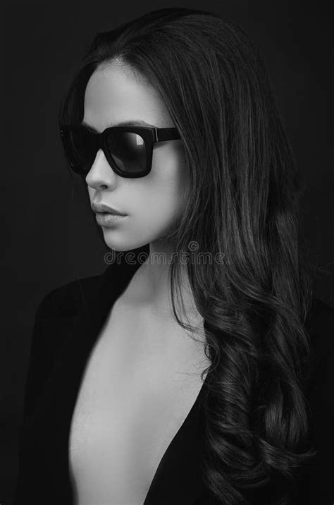 Summer Glasses Closeup Confident Woman With Sunglasses Fashion Style