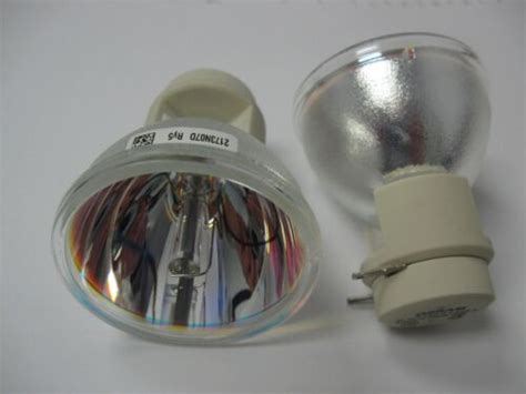 NEW OEM PROJECTOR LAMP BULB FOR VIEWSONIC PJD5153 RLC 092 RLC092