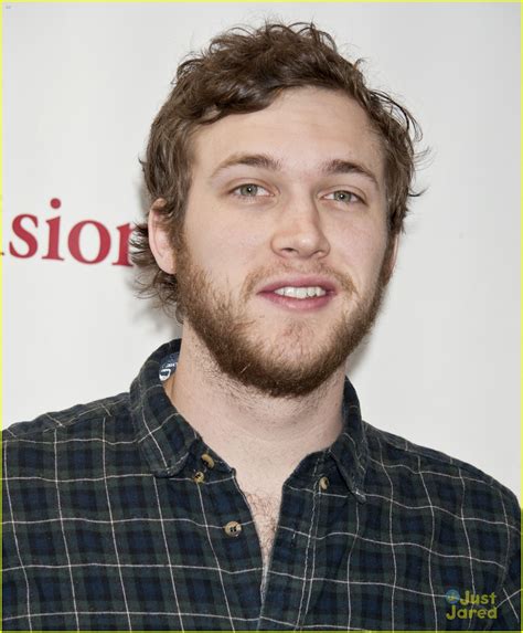 Phillip Phillips Big Fan Of The Walking Dead Photo 540929 Photo