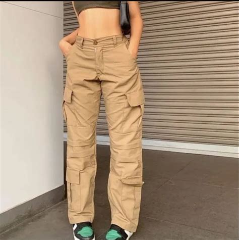 Restez Brancher Sur La Tendance Des Pantalons Cargo En Vous