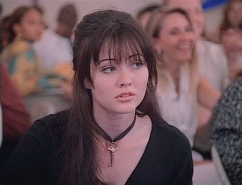 S S Inspo On Instagram Brenda Walsh Knew How To Rock A Choker