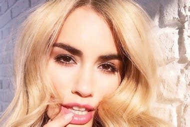 Lali Espósito enciende las playas de Israel con una bikini animal print