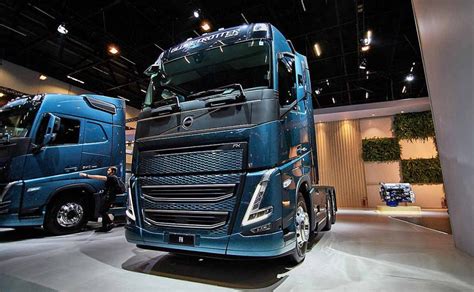 Volvo Demuestra Su Potencial En Fenatran Con Su Gama Renovada