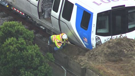 PHOTOS: New BART train crashes into dirt during testing in Hayward ...